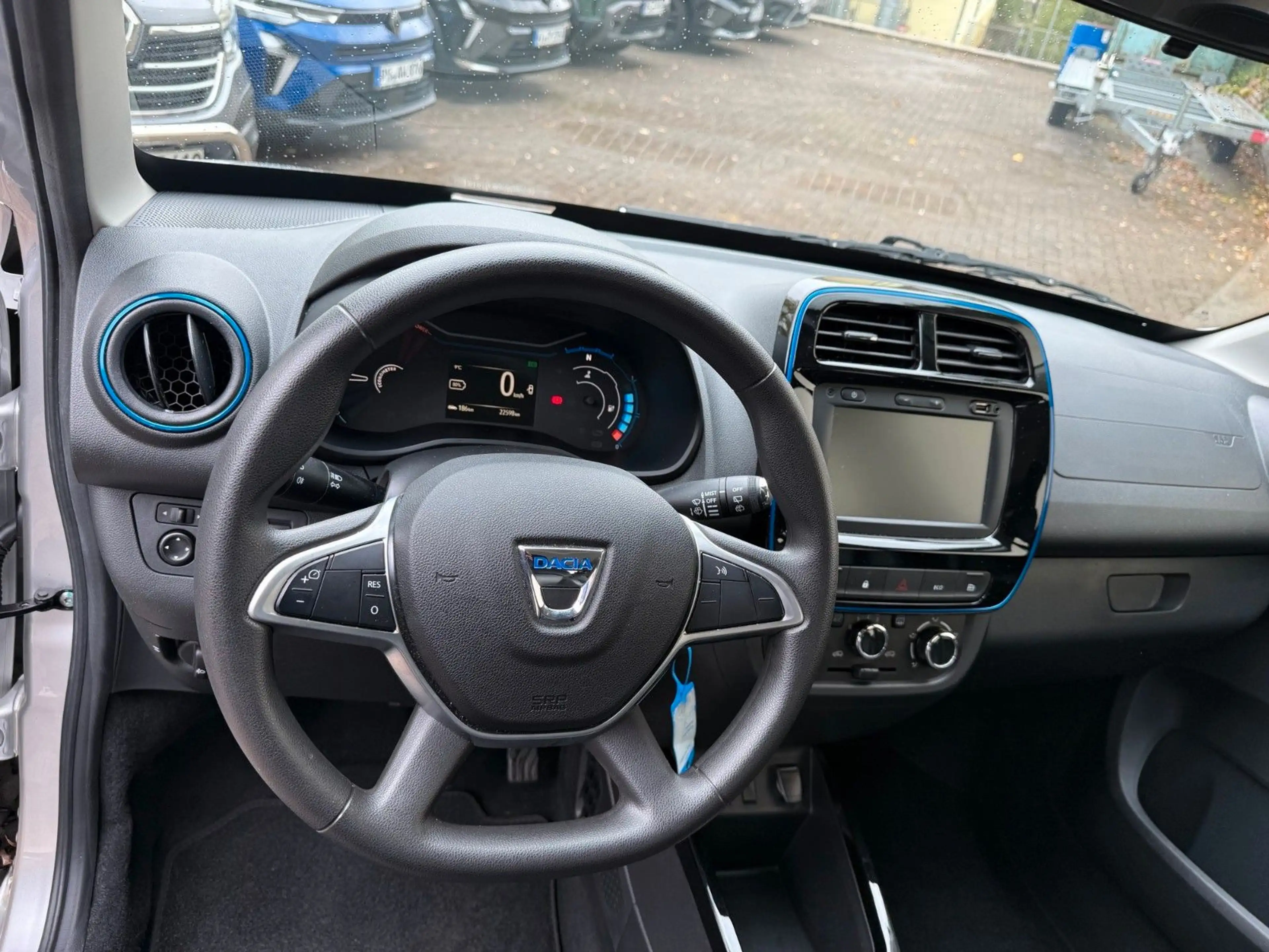 Dacia Spring Business — photo 6