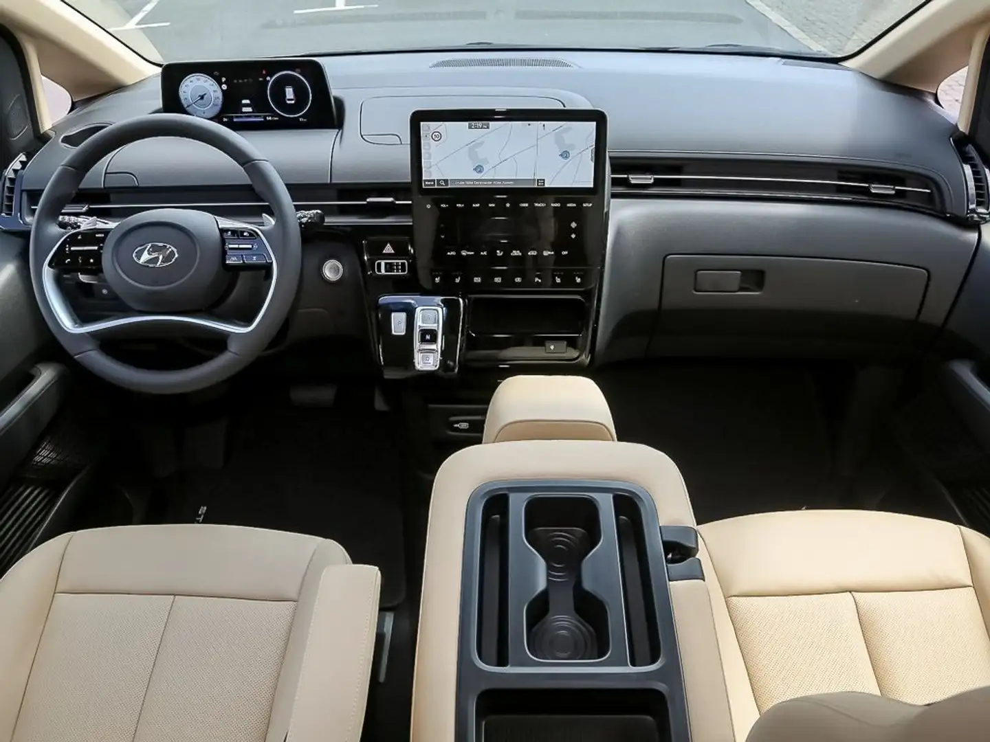 Hyundai STARIA 2.2 AT 2WD 9 posti Wagon Prime Brown - 1
