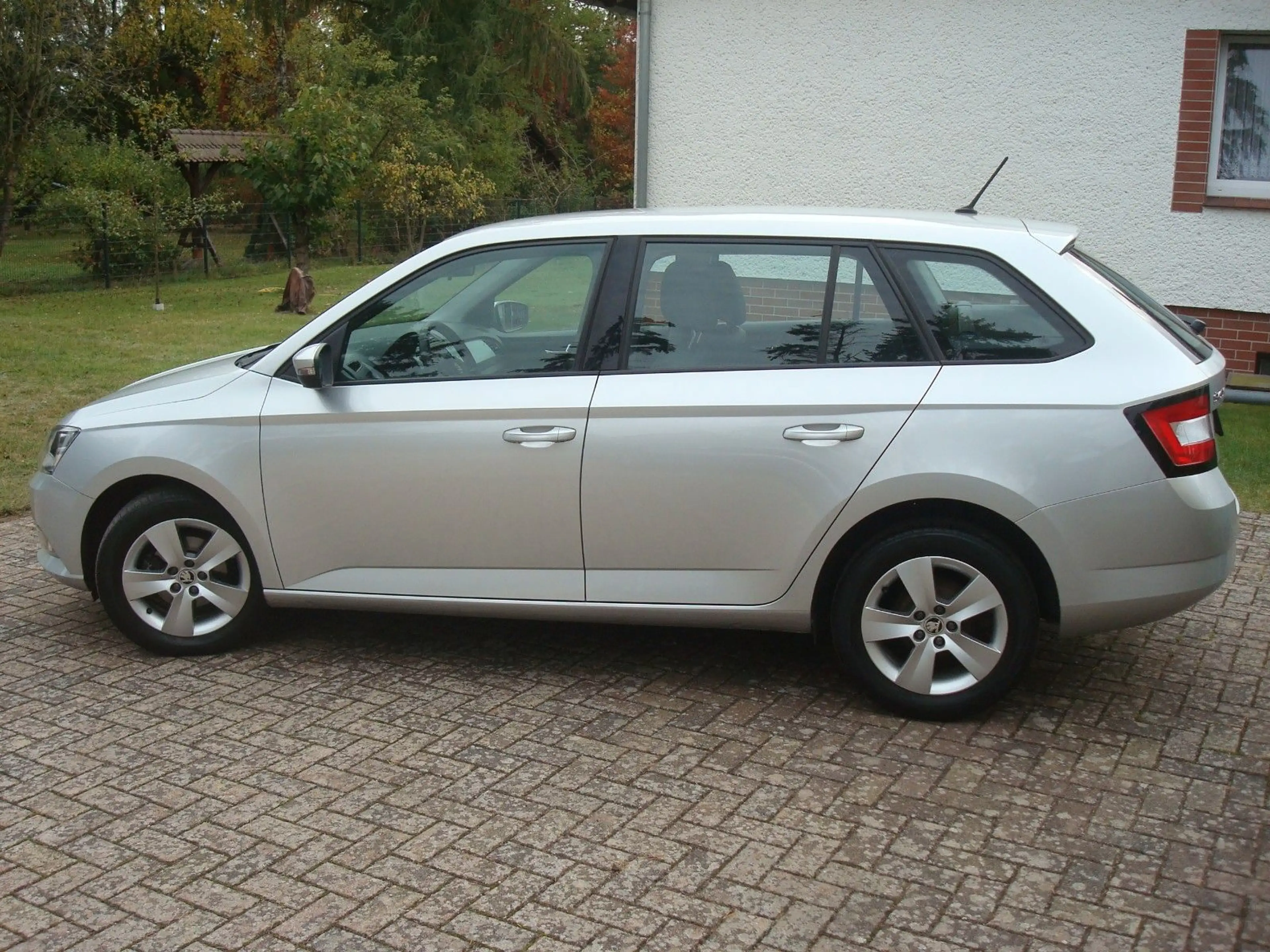 Skoda Fabia 1.2 TSI Combi Ambition — photo 7