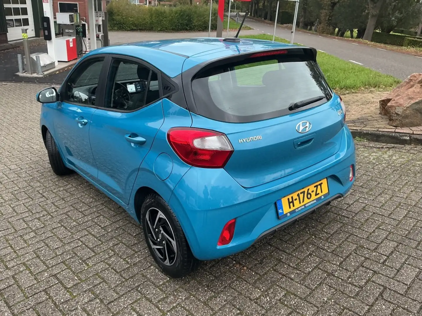 Hyundai i10 1.0 COMFORT Blauw - 2