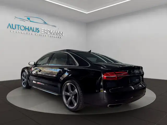 Audi A8 view 5