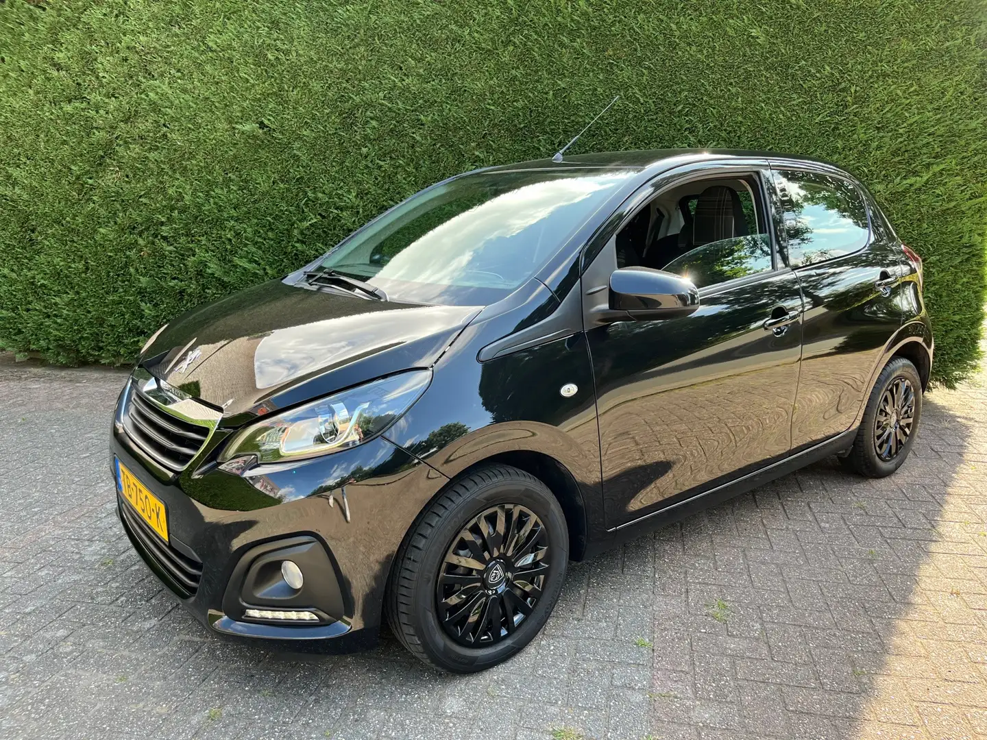Peugeot 108 1.0 e-VTi Active, Airco, Bluetooth, 5-drs, Led, Ee Zwart - 1