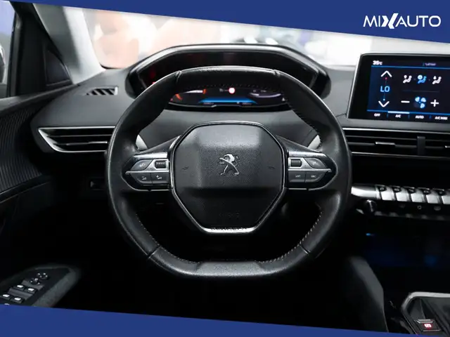 Peugeot 3008 view 12