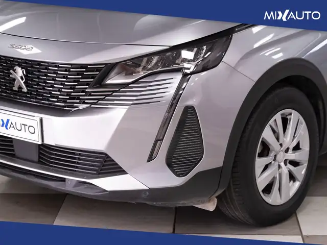 Peugeot 3008 view 10