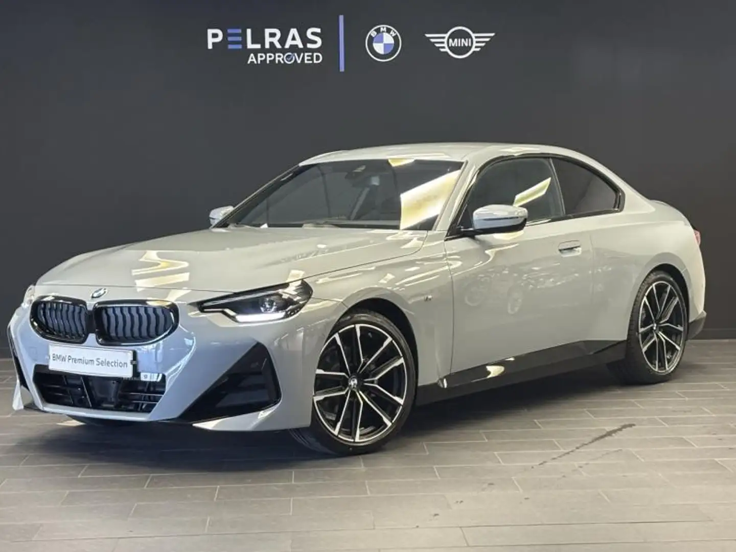 BMW 218 218iA 156ch M Sport Grau - 1