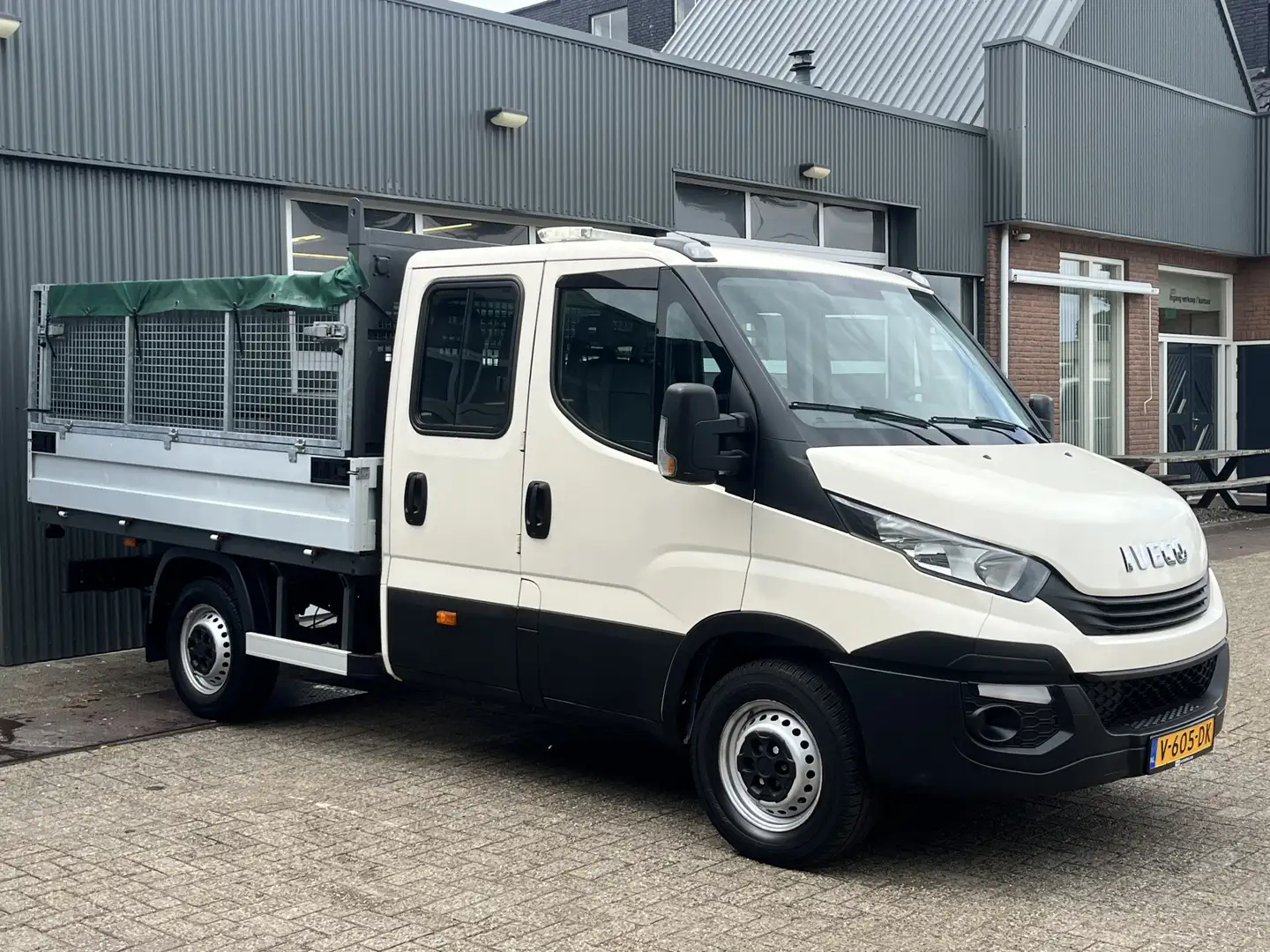 Iveco Daily 35S12D 2.3 345 Airco Trekhaak 3500kg trekgewicht 6 Wit - 1