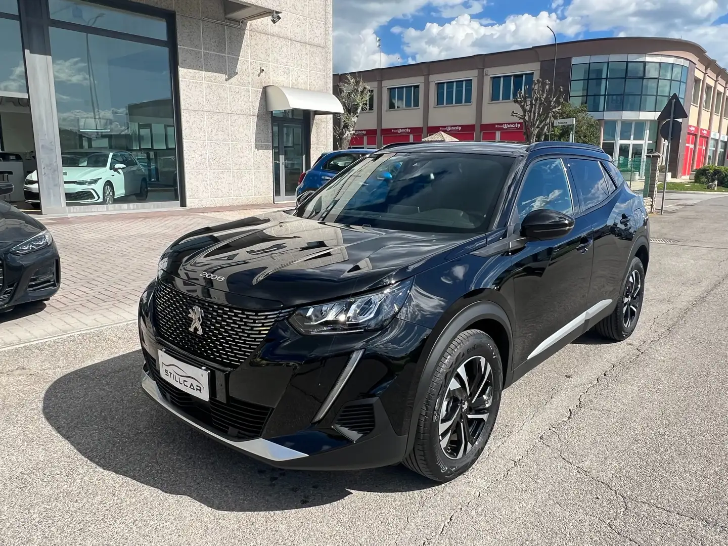 Peugeot 2008 1.2 puretech Allure Nero - 1