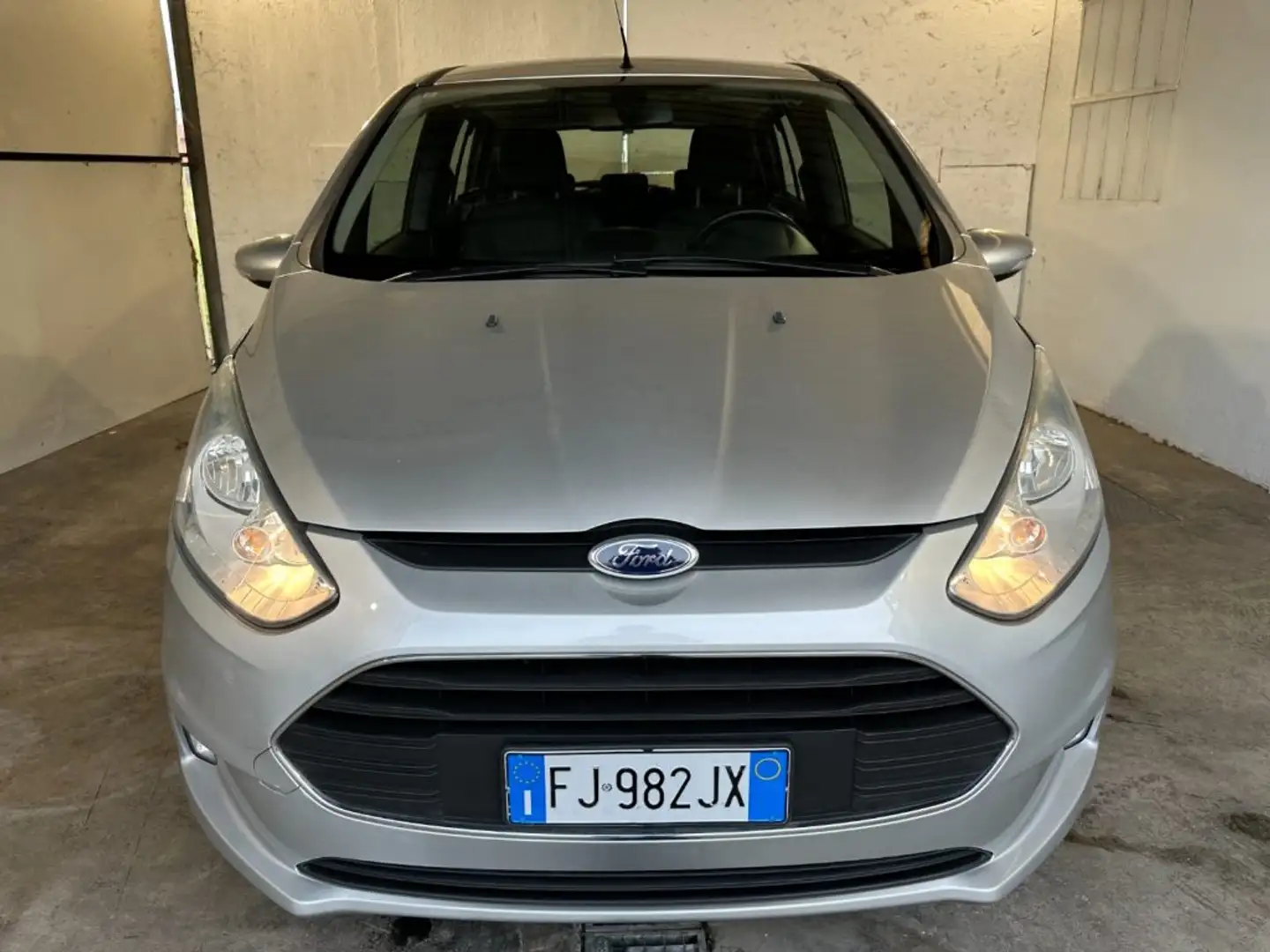 Ford B-Max 1.5 TDCi 75 CV Plus NEOPATENTATI Gris - 2