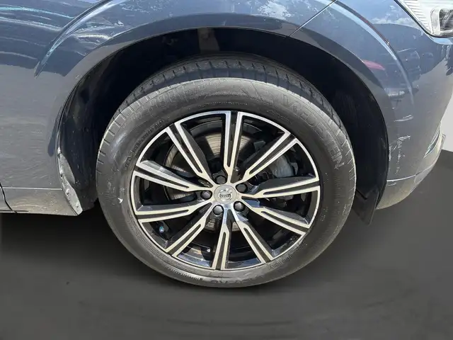Volvo XC60 view 6
