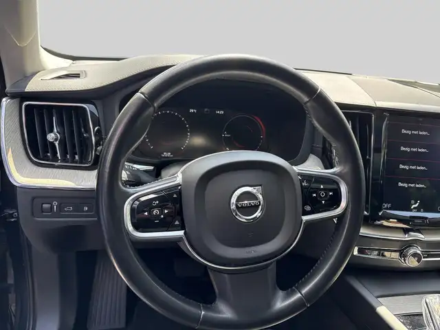 Volvo XC60 view 10