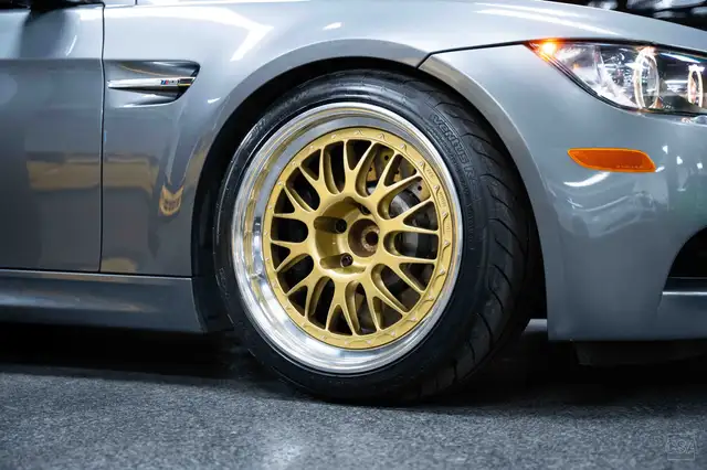 BMW M3 2011 — photo 7