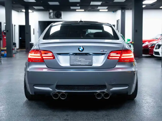 BMW M3 2011 — photo 4