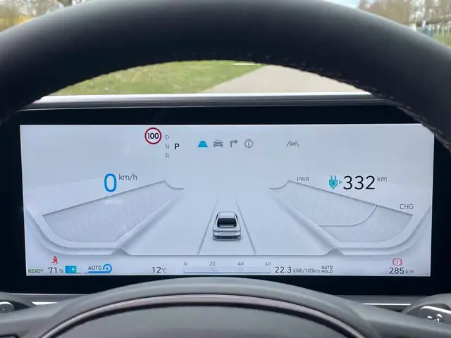 Hyundai Ioniq 6 view 13