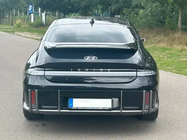 Hyundai Ioniq 6 view 5