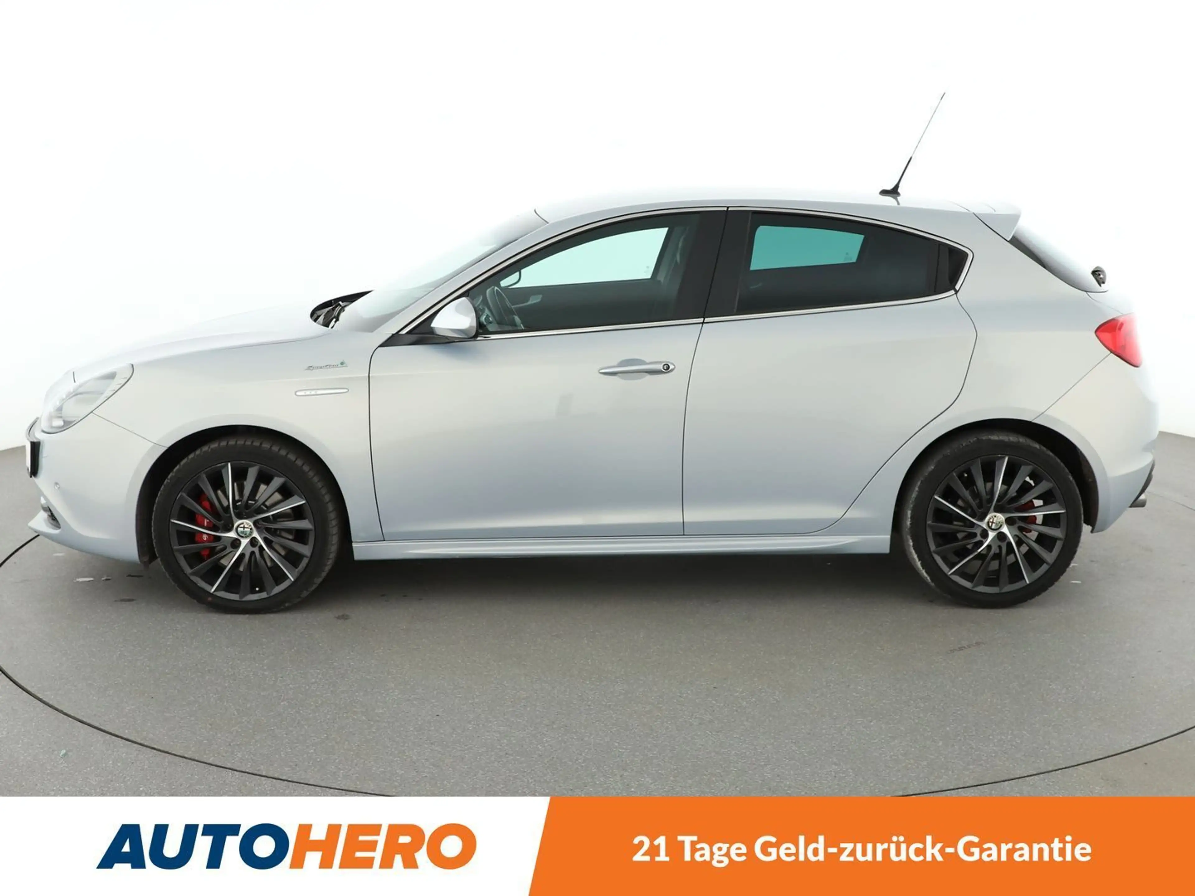 Alfa Romeo Giulietta 2.0 JTDM Turismo — photo 3