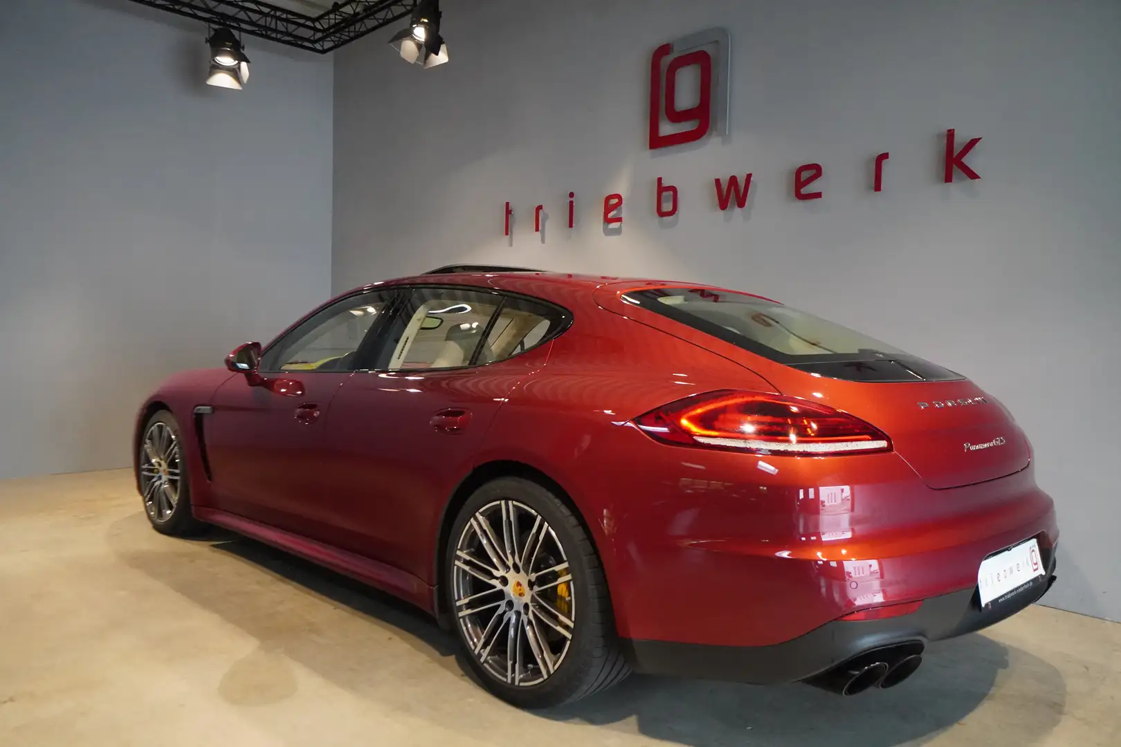 Porsche Panamera GTS 4.8 V8*1.Hd* 46 TKM*BRD-FZG*U-frei*Schiebedach Rosso - 2