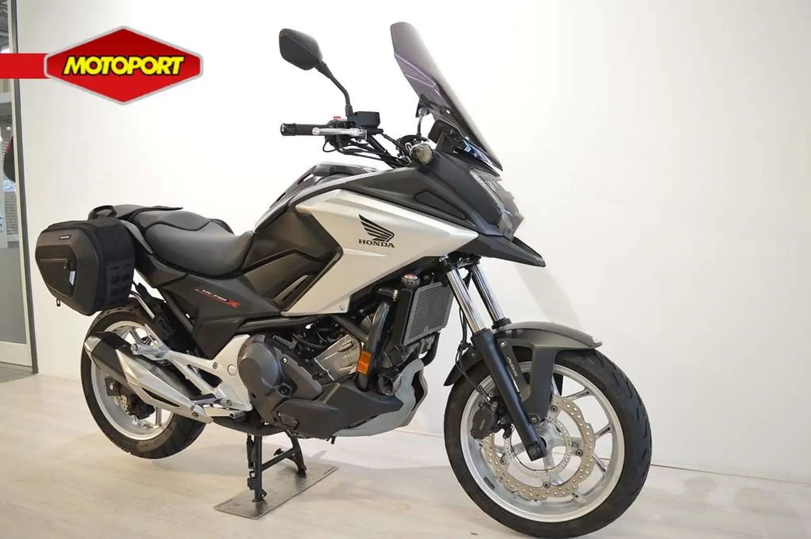 Honda NC 750 X DCT Zwart - 2