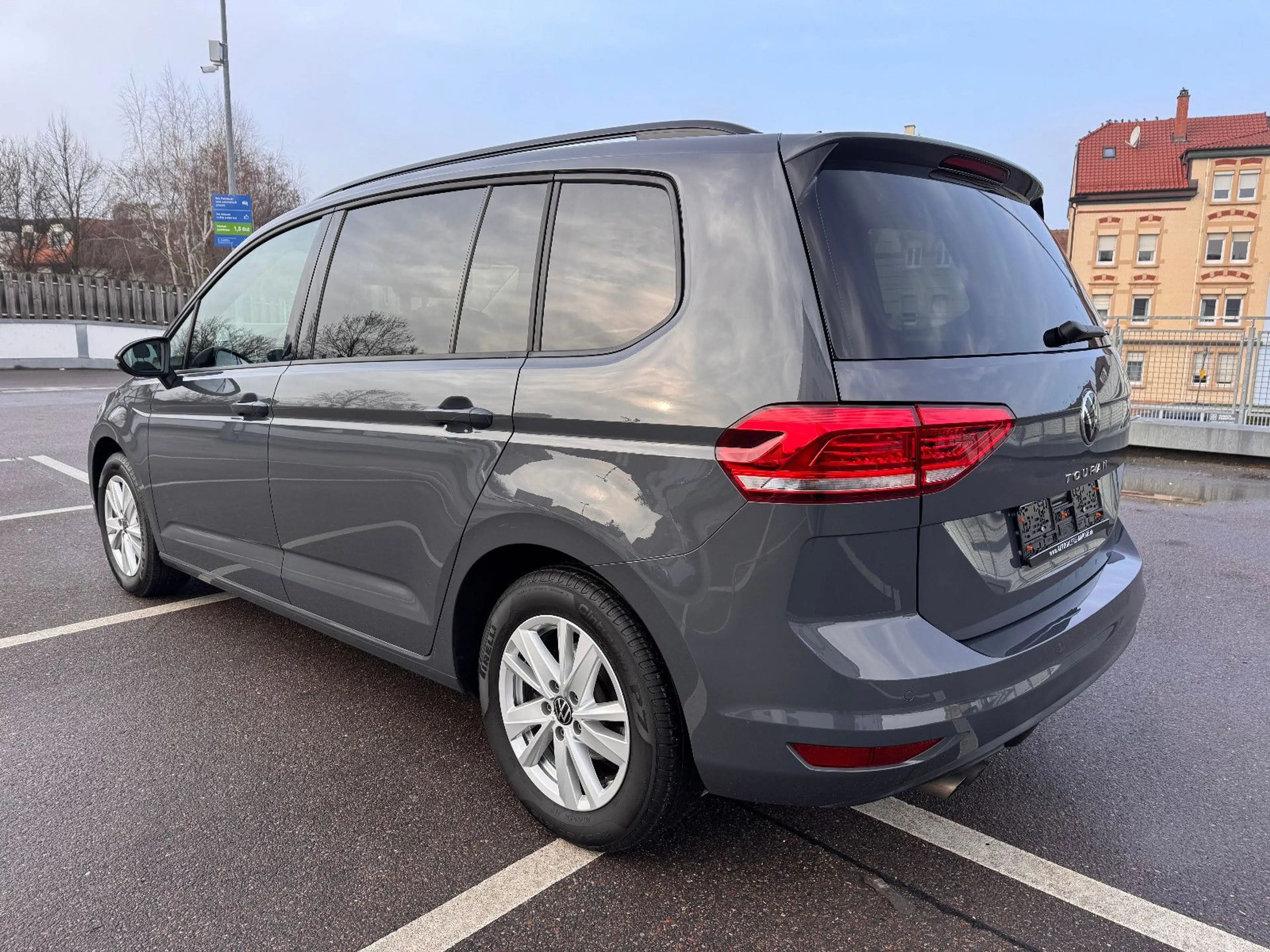 Volkswagen Touran 2.0 TDI DSG PANO/AHK/IQDRIVE/ACC/LED/NAVI — photo 7