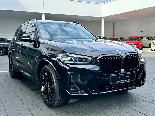 BMW X3 view 2