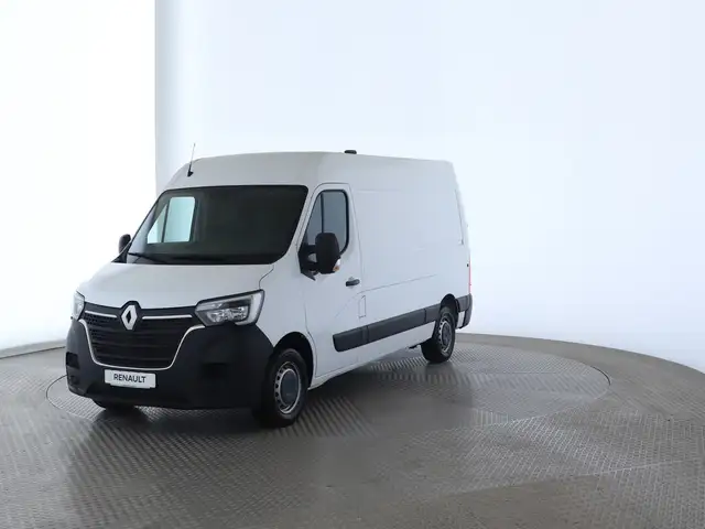 Renault Master main image
