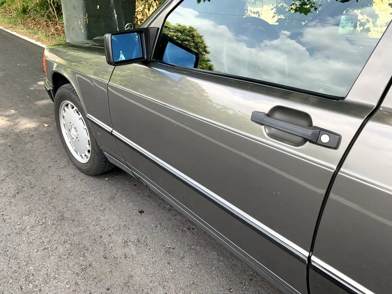 Mercedes-Benz 190E 2.3, foto 3