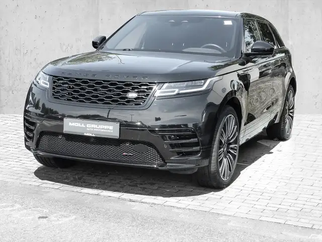 Land Rover Range Rover Velar view 2