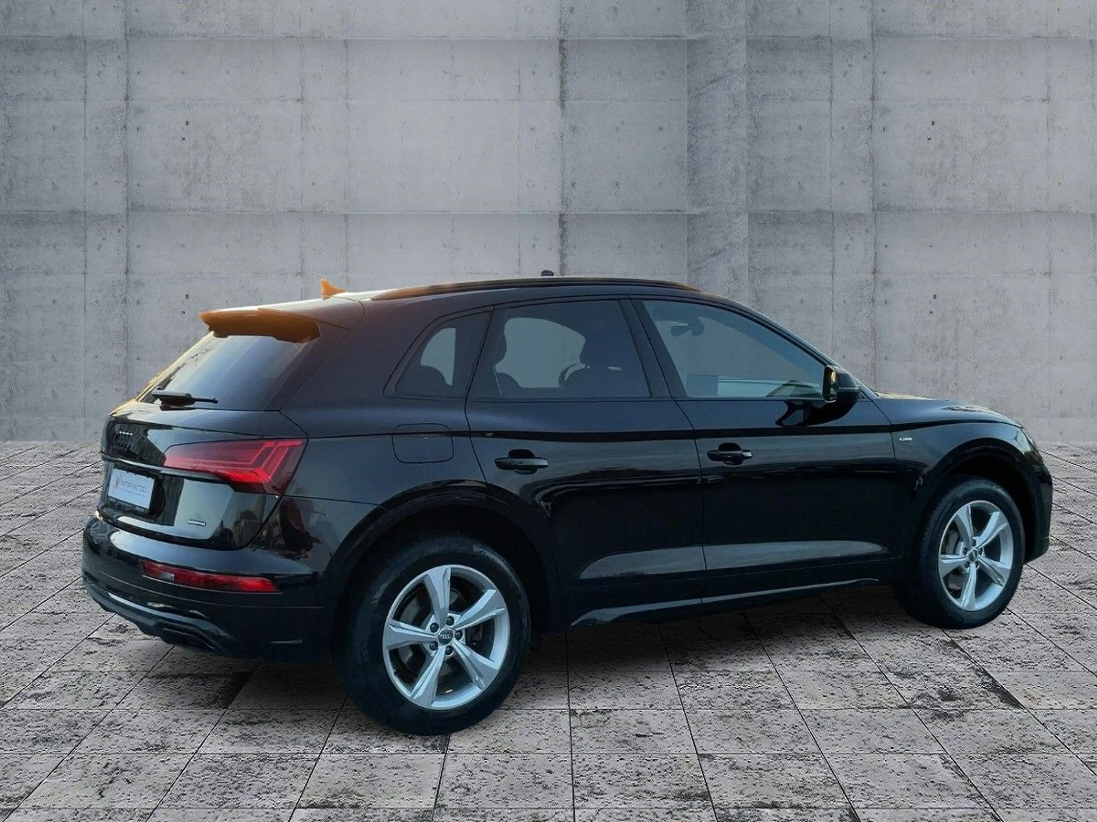 Audi Q5 50 TDI QU S-LINE LED+RFK+GRA+19"LM+PANO — photo 6