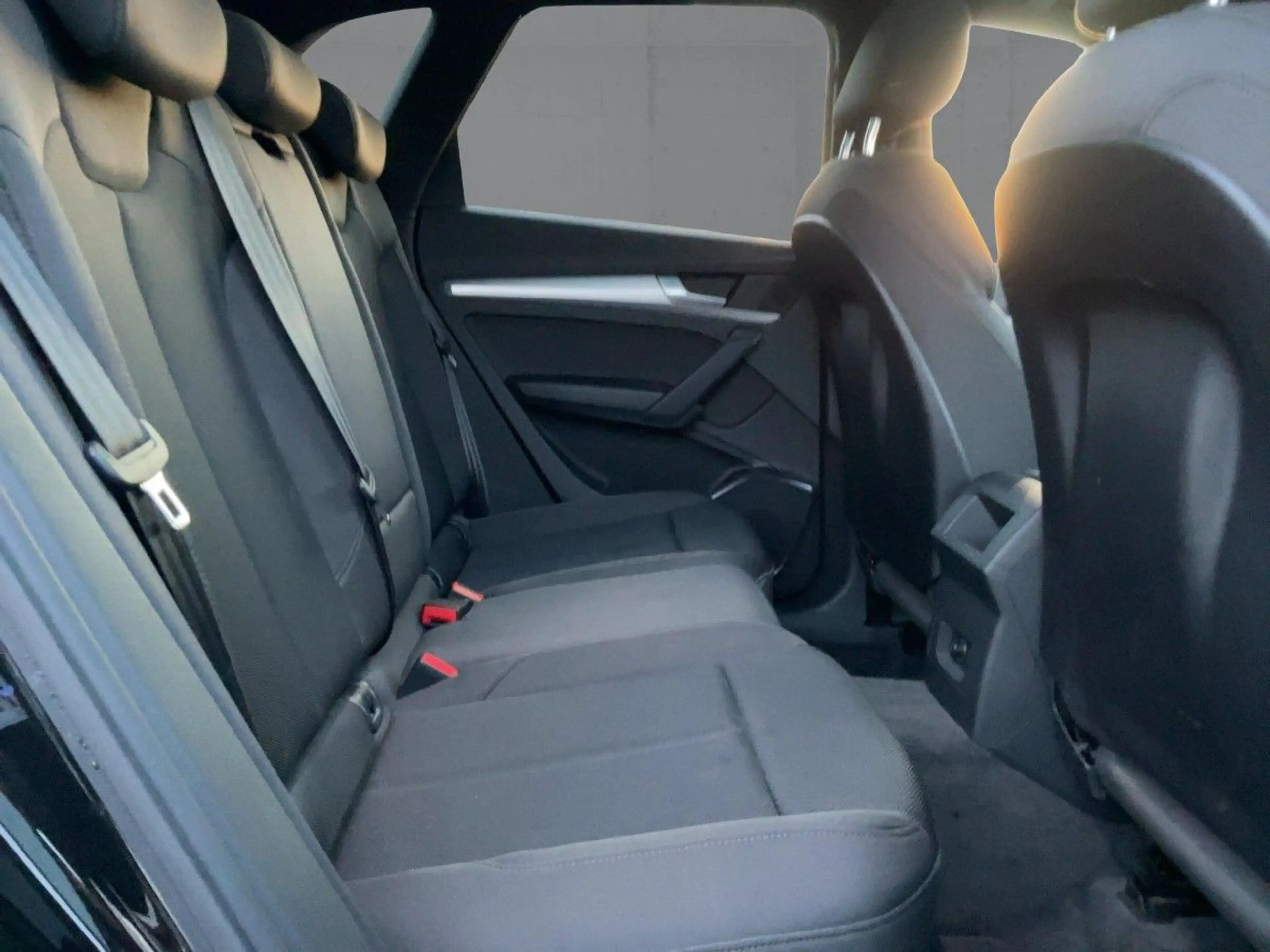 Audi Q5 50 TDI QU S-LINE LED+RFK+GRA+19"LM+PANO — photo 13