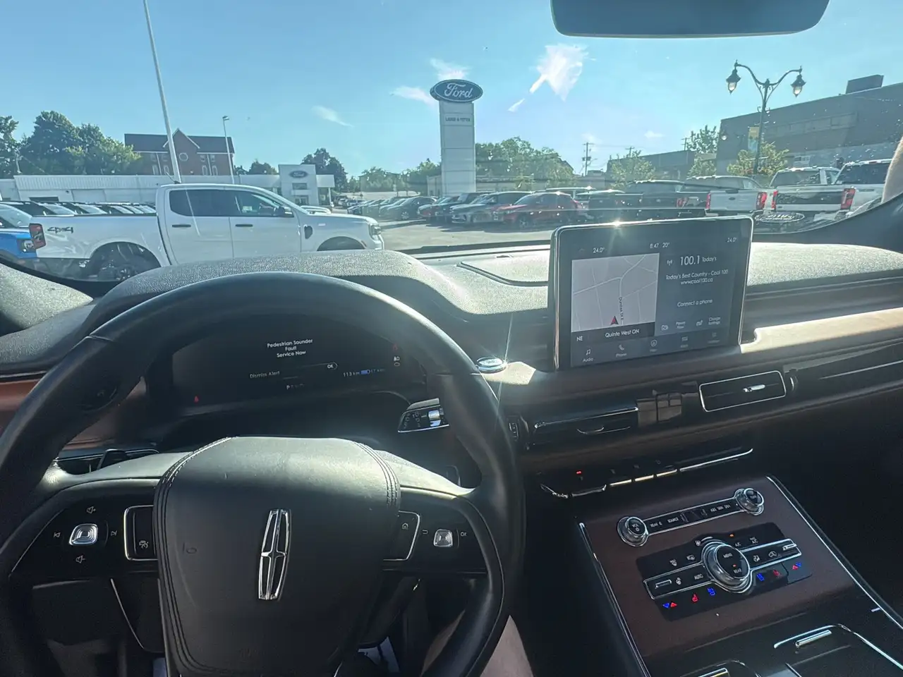 Lincoln Aviator снимка Lincoln Aviator