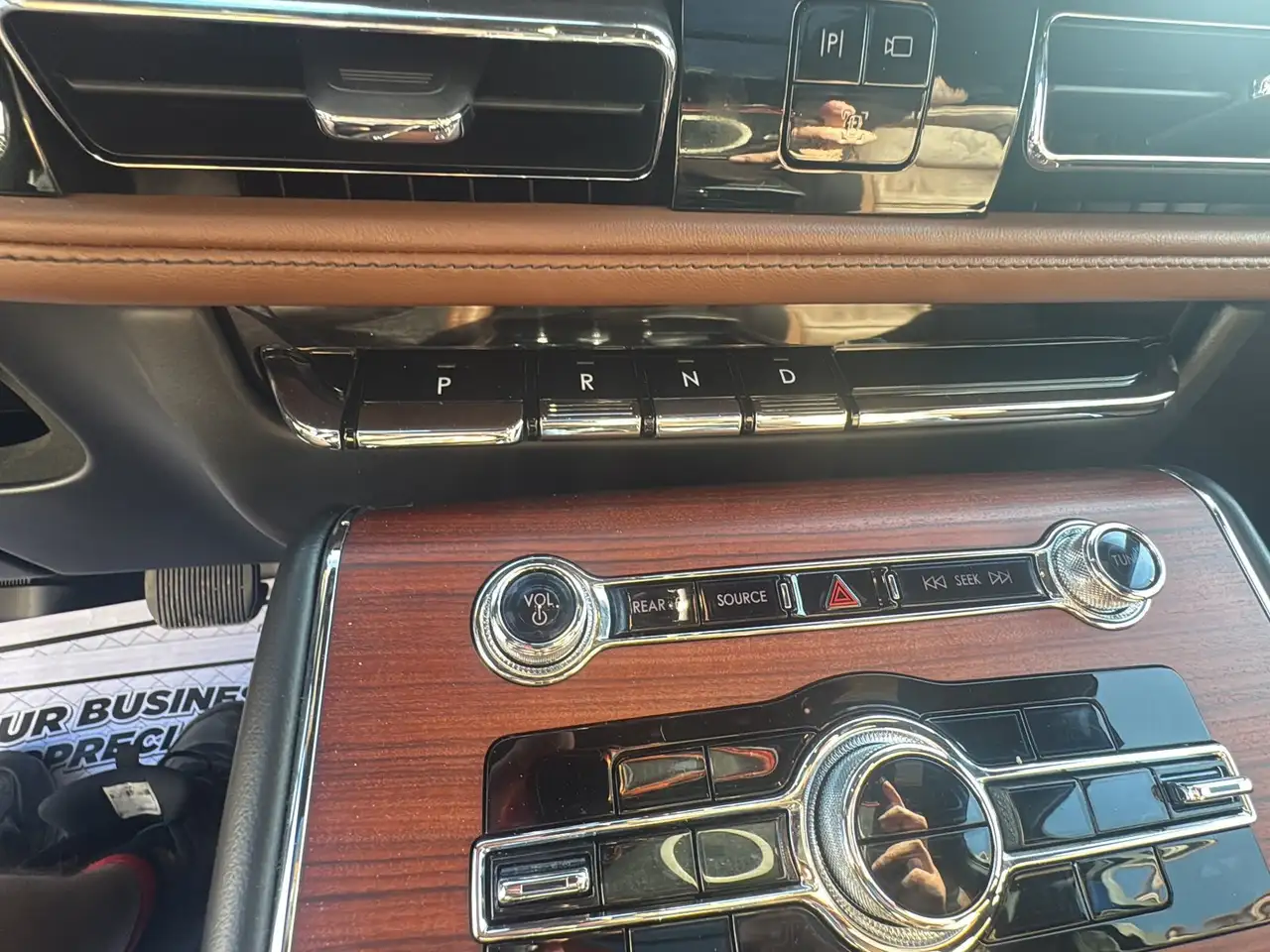 Lincoln Aviator снимка Lincoln Aviator