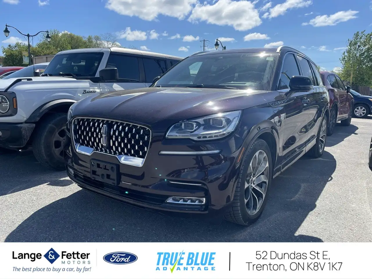 Lincoln Aviator снимка Lincoln Aviator