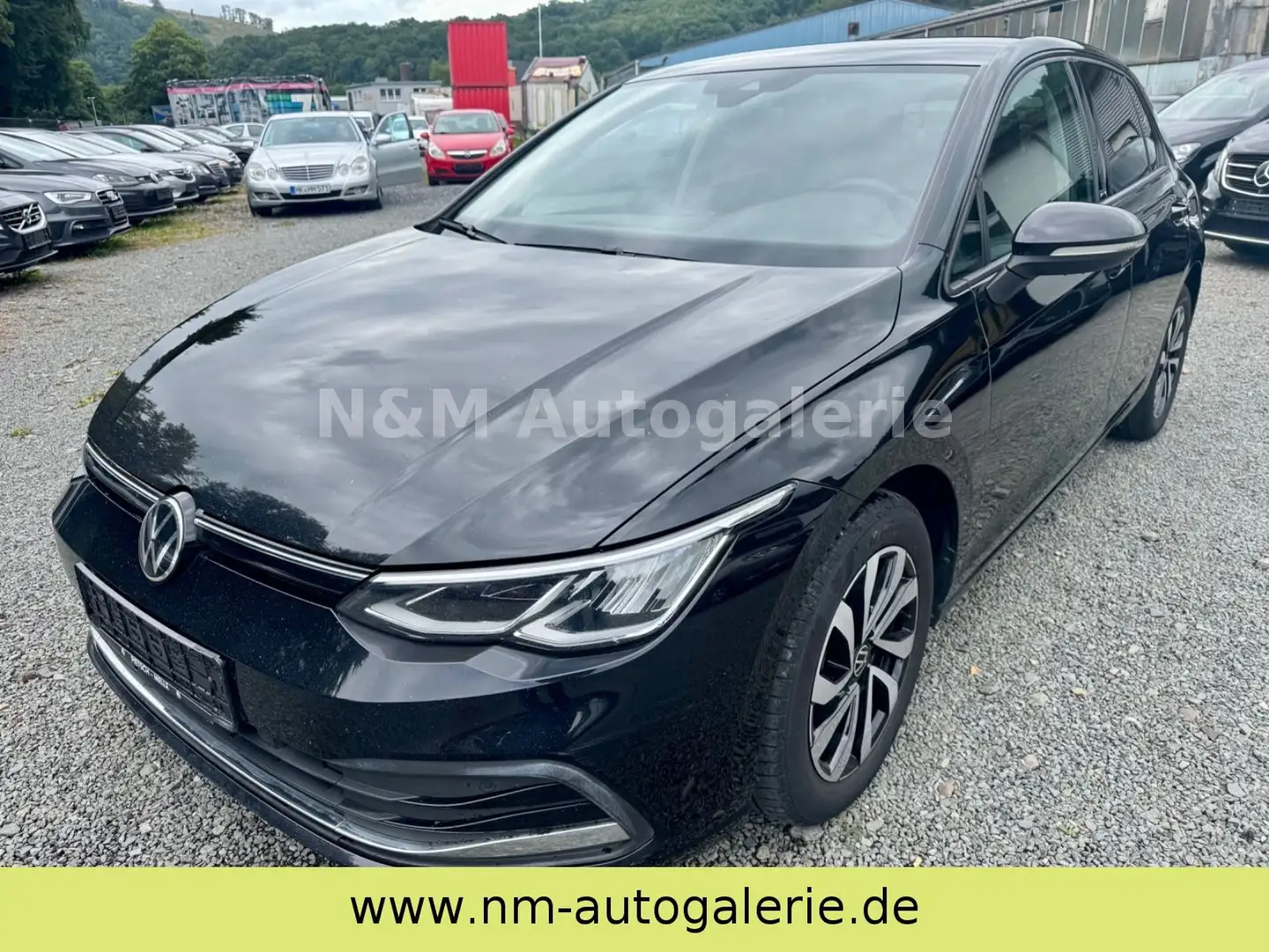 Volkswagen Golf VIII Lim. Active*1.Hand*Zahnr. Neu*Autom.* Noir - 1