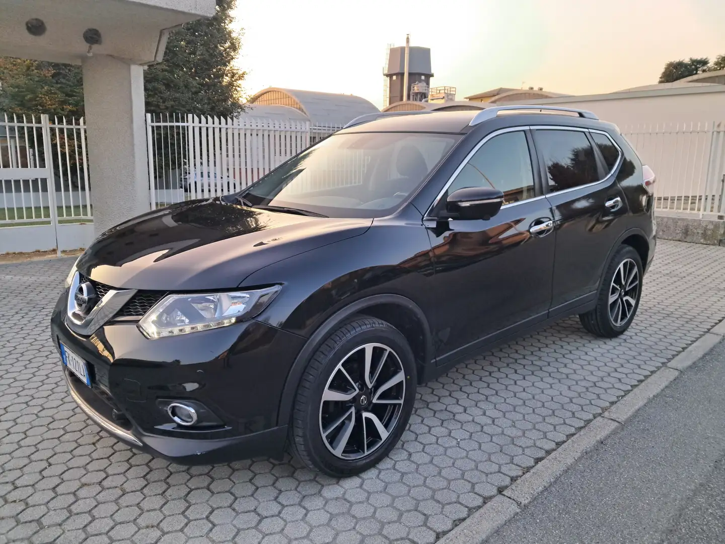 Nissan X-Trail X-Trail 1.6 dci Acenta Premium 2Wd Xtronic E6 Nero - 2