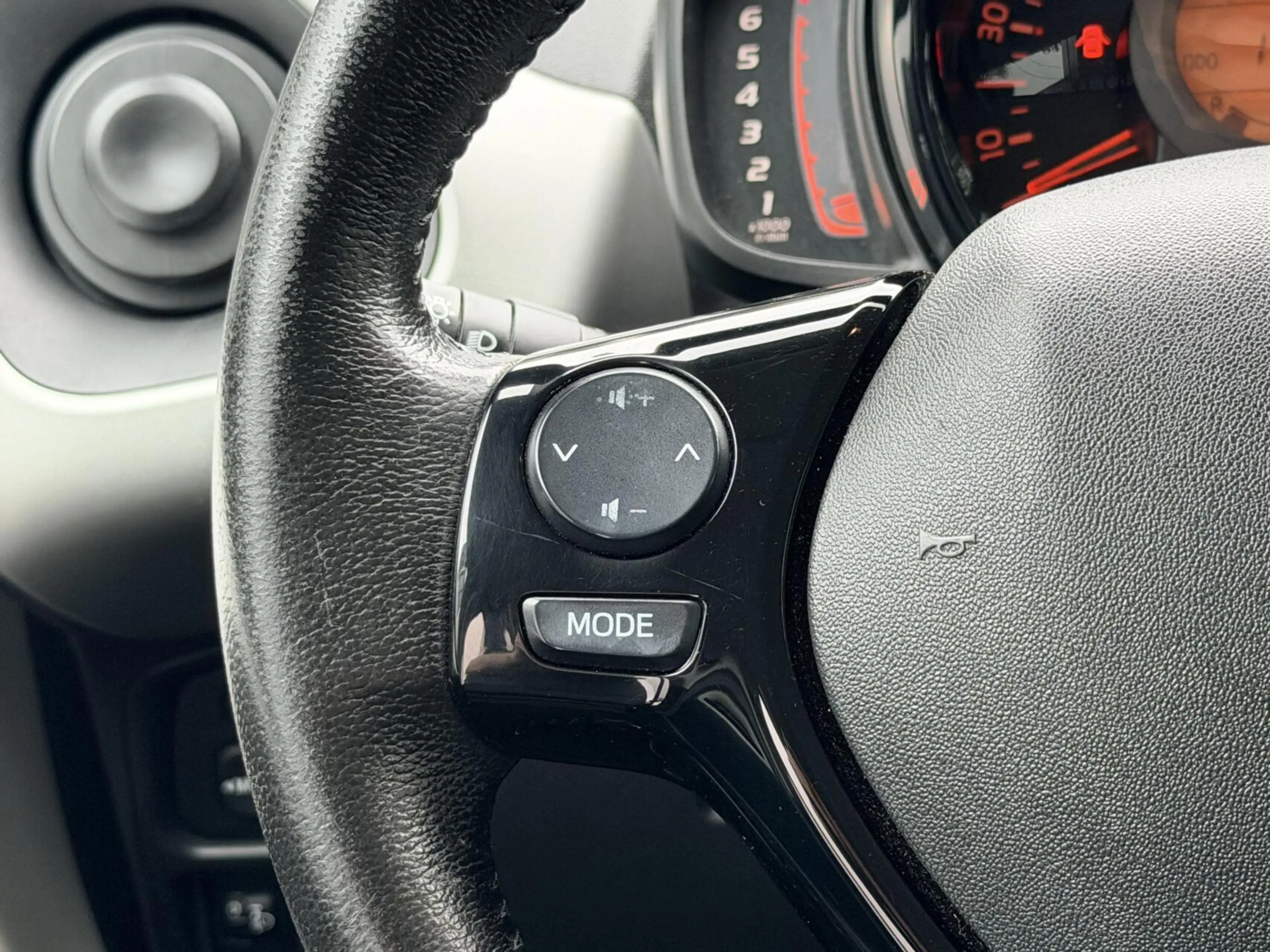 Peugeot 108 1.0 e-VTi Active | Airco | Camera | 5DRS | Bluetoo — photo 9