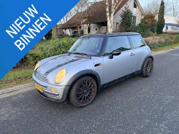 Mini 1.6 Chili 115PK Automaat•Leder