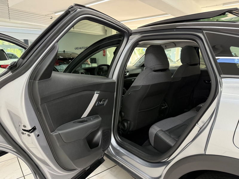 Citroen C4 Max PureTech 130*PanoSchiebedach*HUD*Kamera* — photo 7