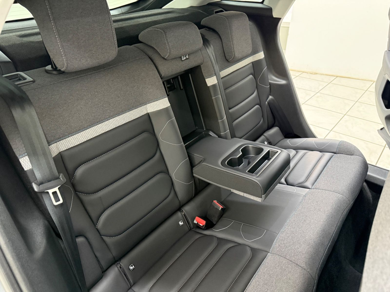 Citroen C4 Max PureTech 130*PanoSchiebedach*HUD*Kamera* — photo 12