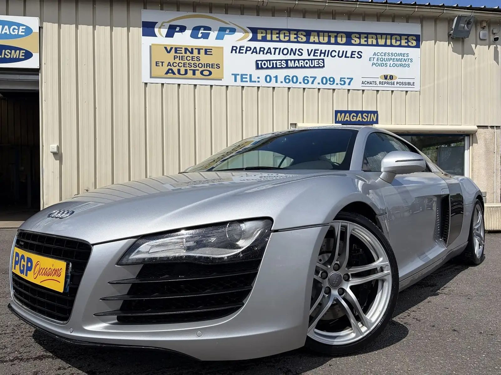Audi 4.2 V8 FSI 420CH R TRONIC 6