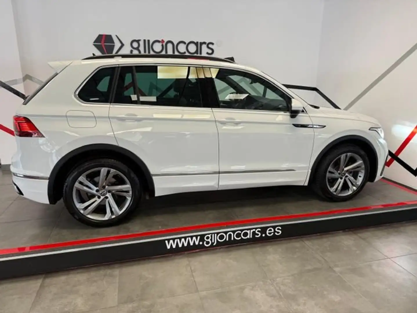 Volkswagen Tiguan 2.0TDI R-Line DSG 110kW Blanco - 2