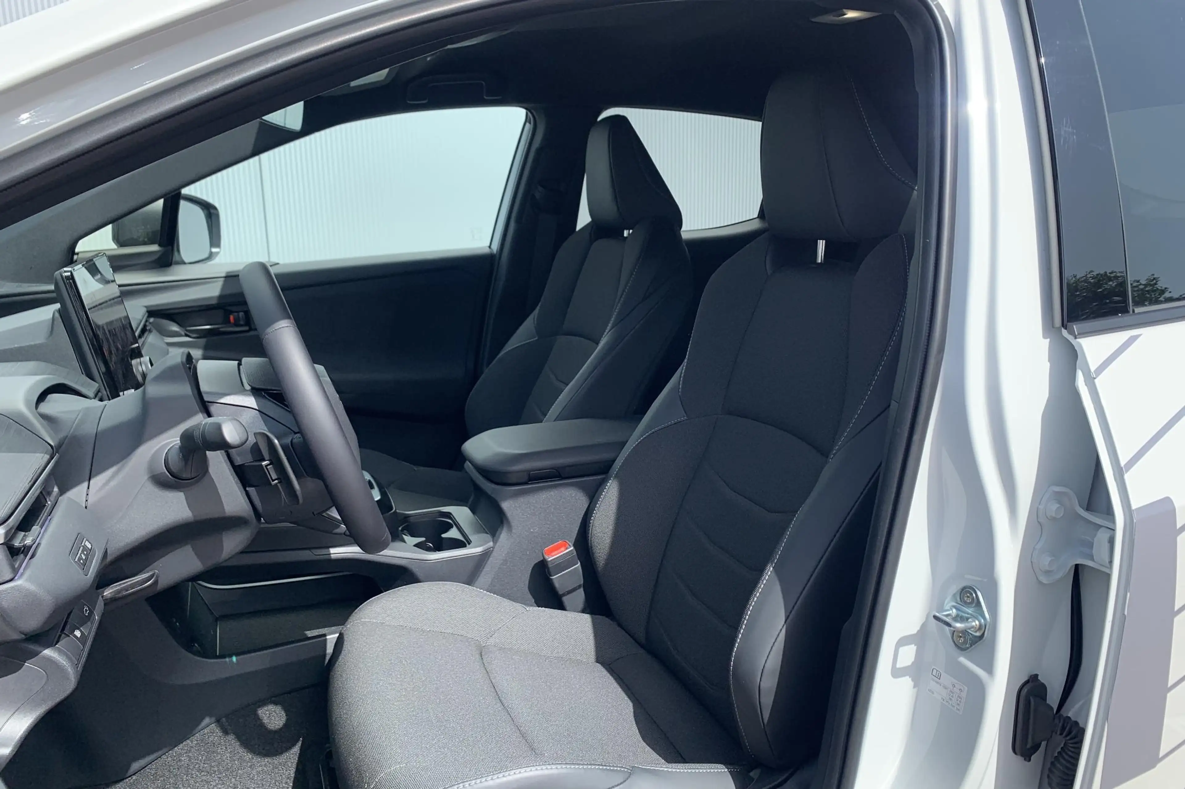Toyota C-HR+ First Edition 77 kWh — photo 7