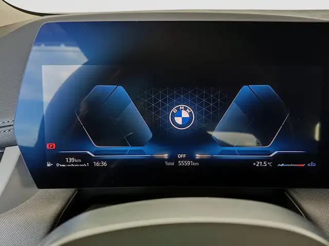 BMW 2 Series view 12