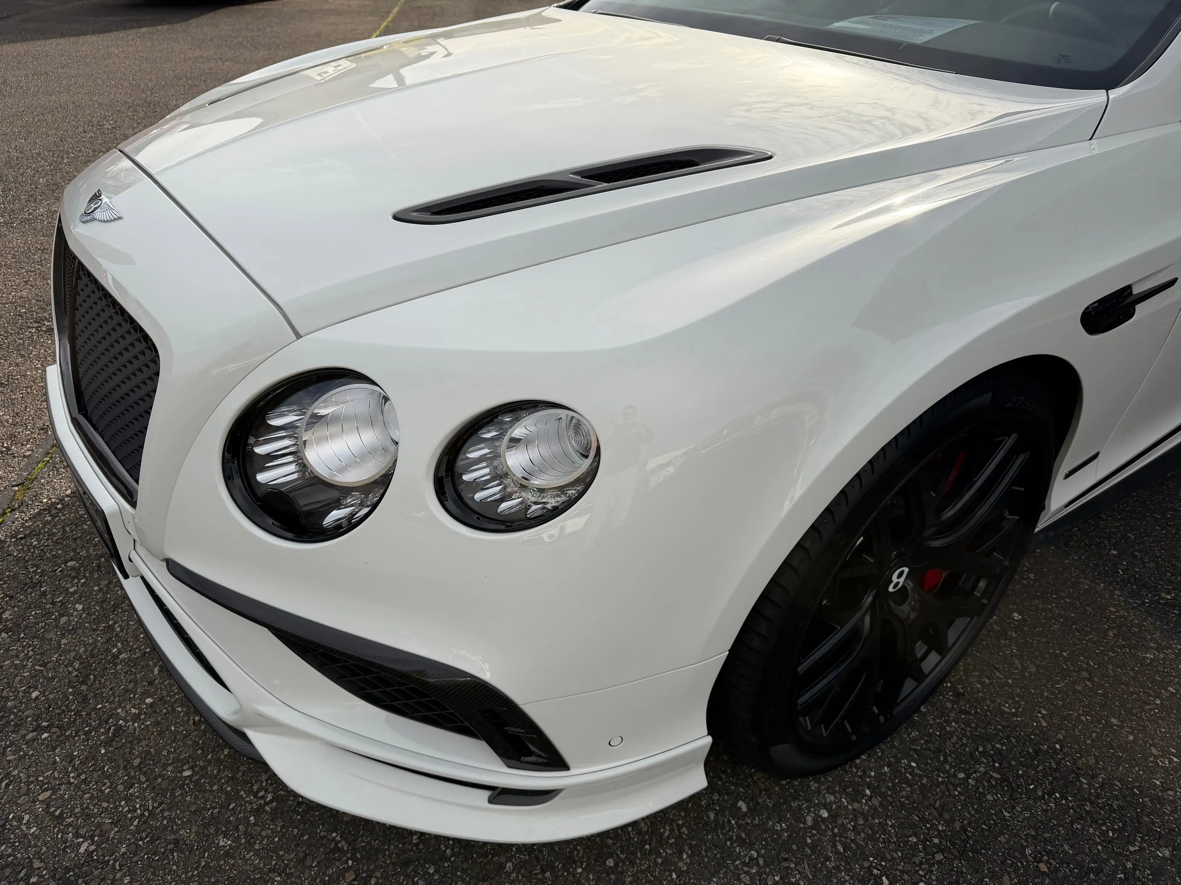 Bentley Continental Continental Supersports 1 of 710 Carbon Titan Abga