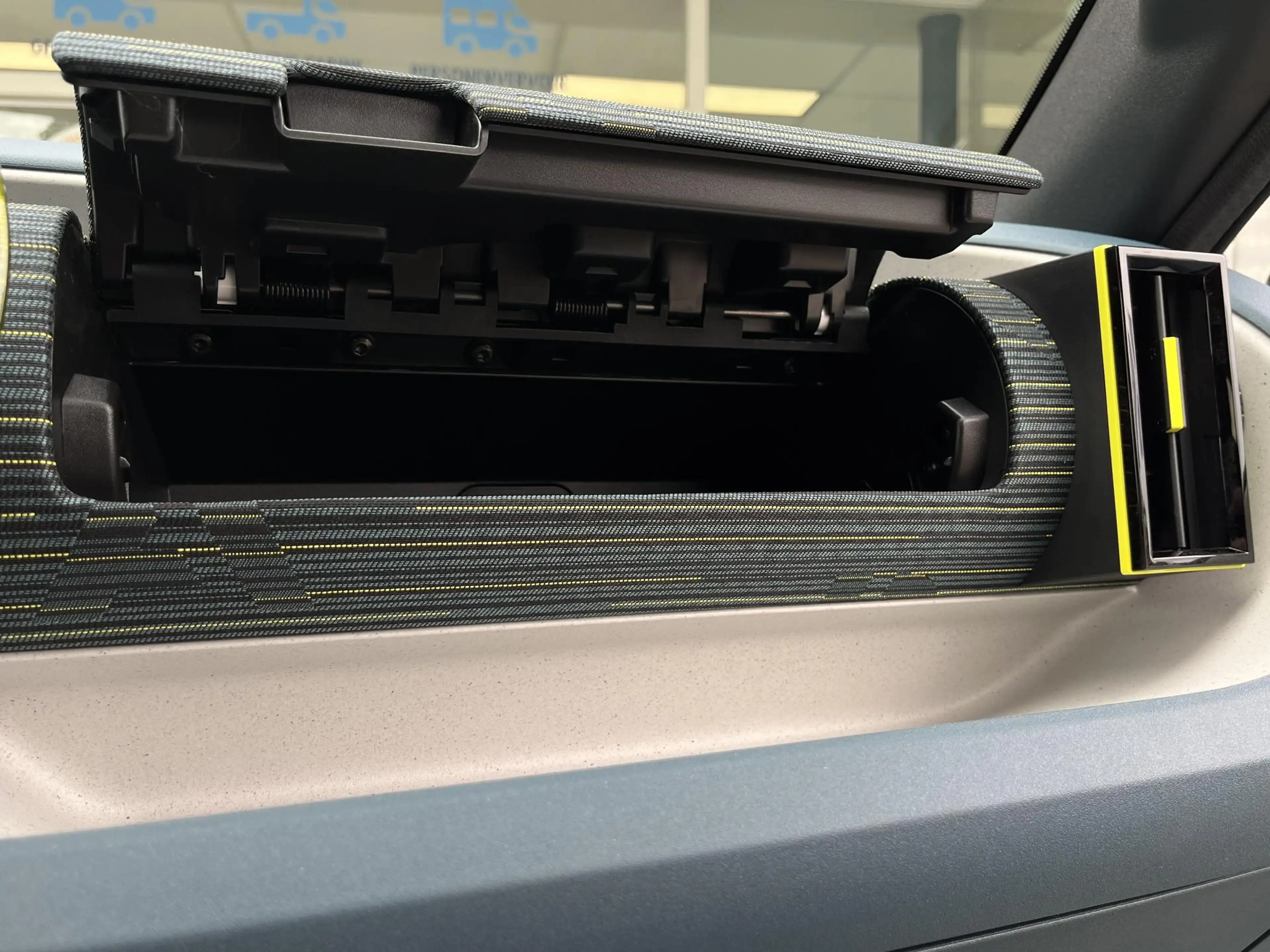 Fiat Grande Panda 1.2 Hybrid ICON | Cruise control | Apple/Android | — photo 23