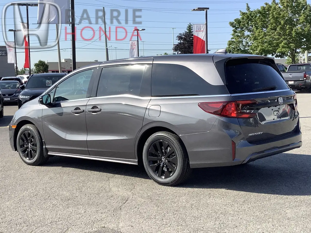 Honda Odyssey снимка Honda Odyssey