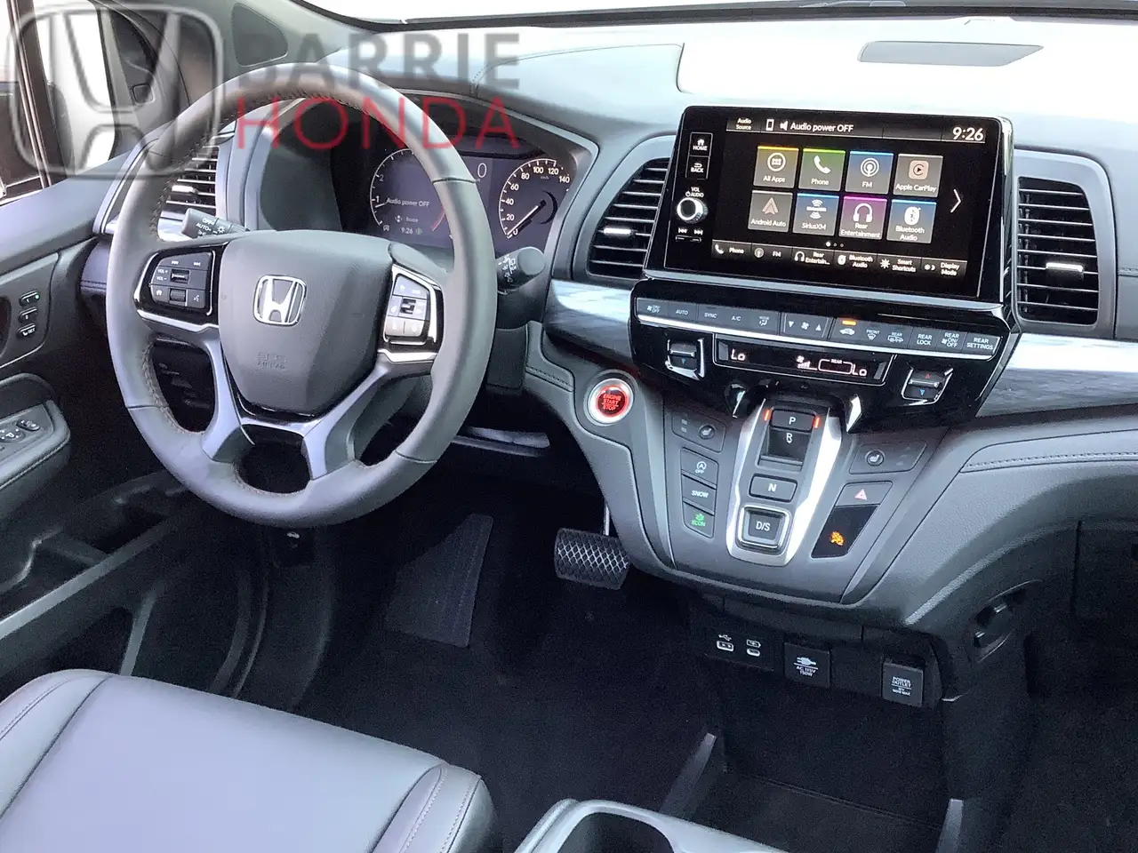 Honda Odyssey снимка Honda Odyssey