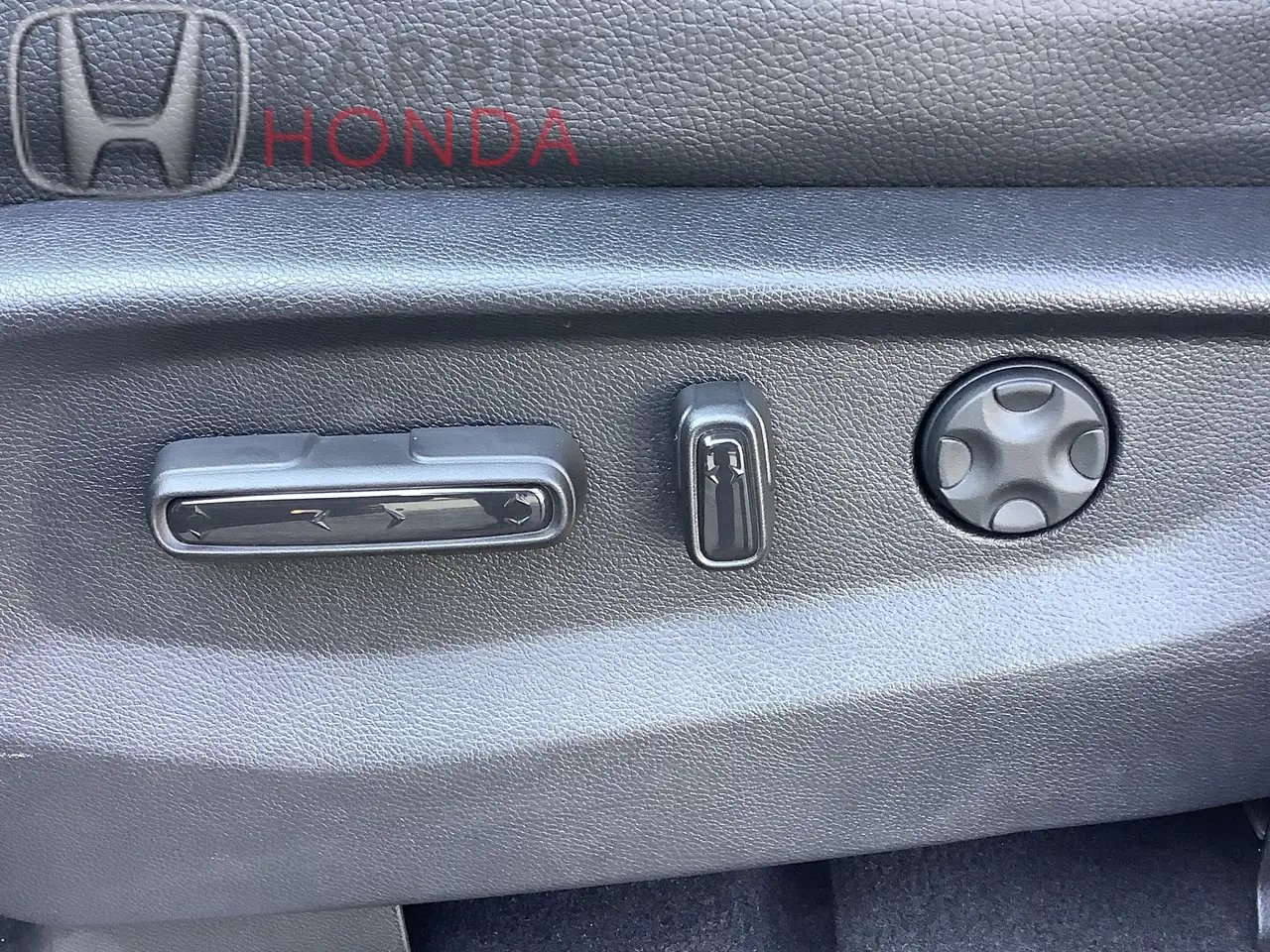 Honda Odyssey снимка Honda Odyssey