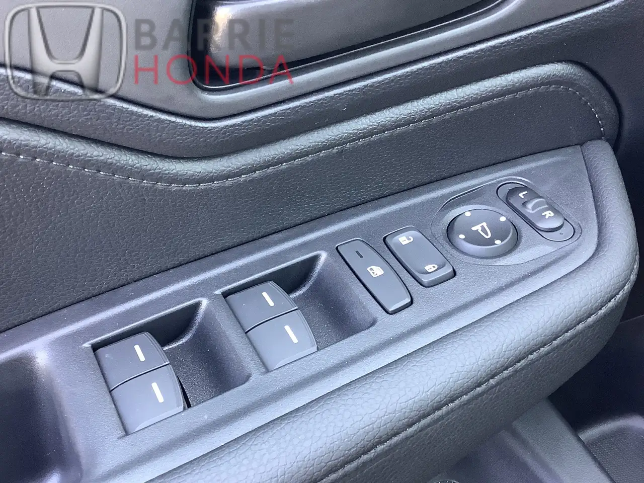 Honda Odyssey снимка Honda Odyssey