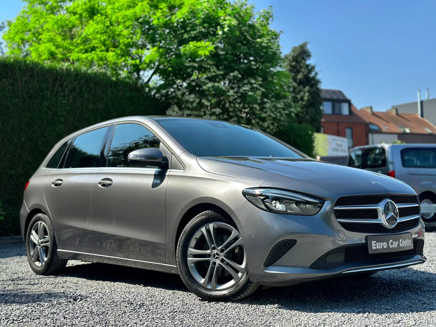 Mercedes-Benz B 180 1.4 Business Line Automaat / CARPLAY / CAM Gris - 1