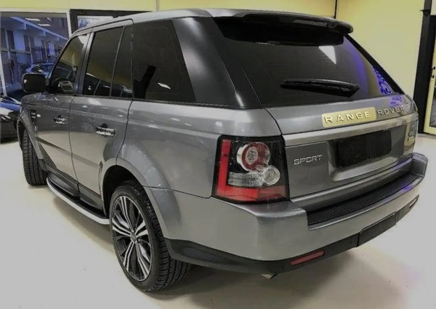 Land Rover Range Rover Sport 3.0 tdV6 HSE auto - 2