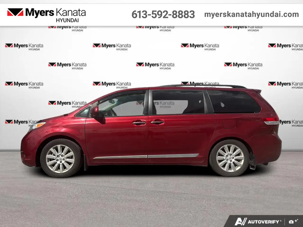 Toyota Sienna fotografie Toyota Sienna